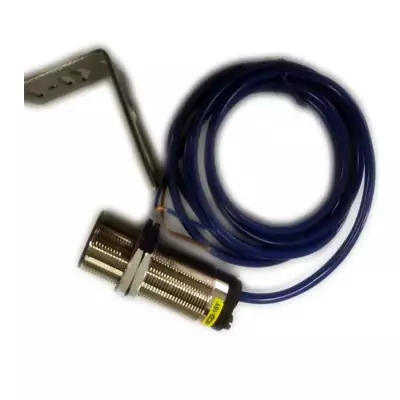 SS2-220V-B-1提升機(jī)速度開關(guān)、SSS-HL速度傳感器安裝在被傳動(dòng)軸旁廠家